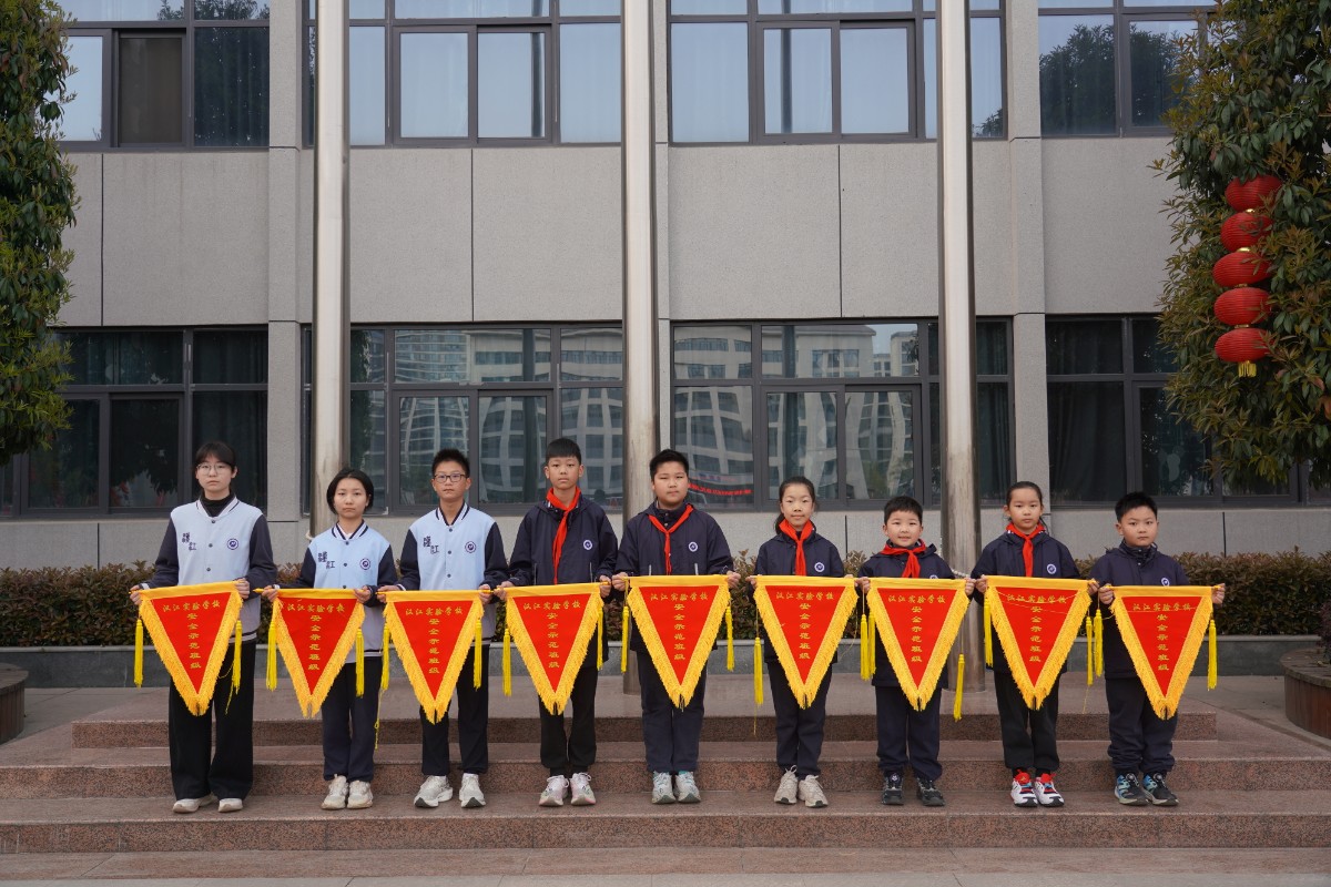 【榮譽(yù)時(shí)刻】3月第四周安全示范班